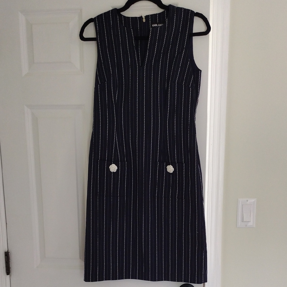 Karl Lagerfeld Blue and White Sleeveless V-neck Sheath Dress